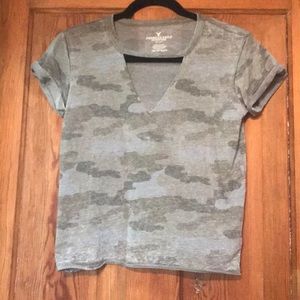 American Eagle canp T-shirt